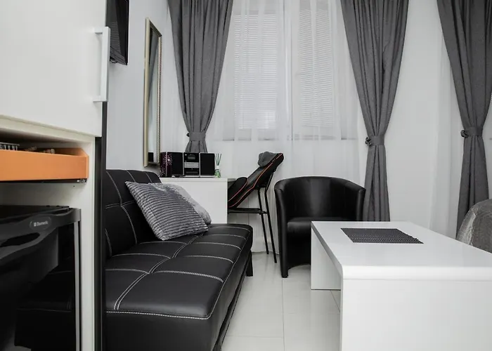 Vladys Apartamento *